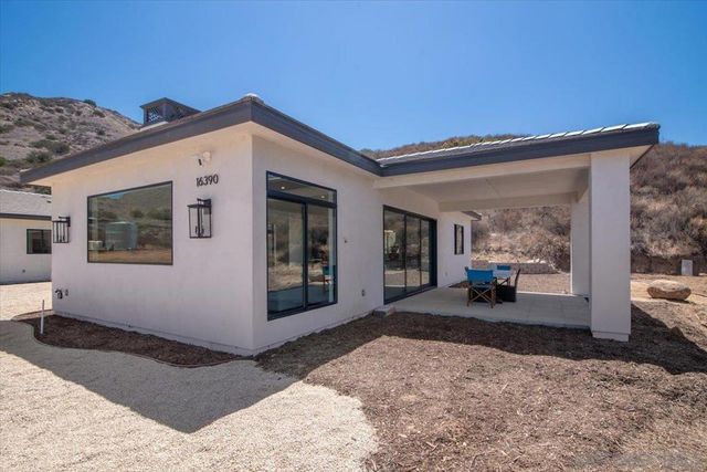 16390 Via Justina Real, Escondido, CA 92025