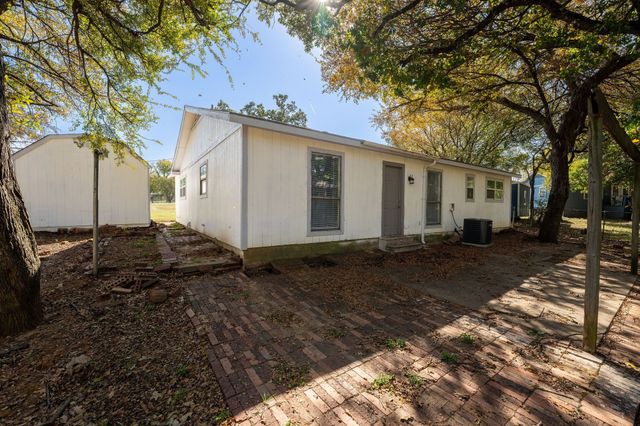 110 Muleta Drive, Oak Point, TX 75068