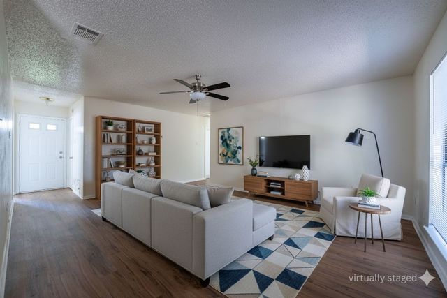 110 Muleta Drive, Oak Point, TX 75068