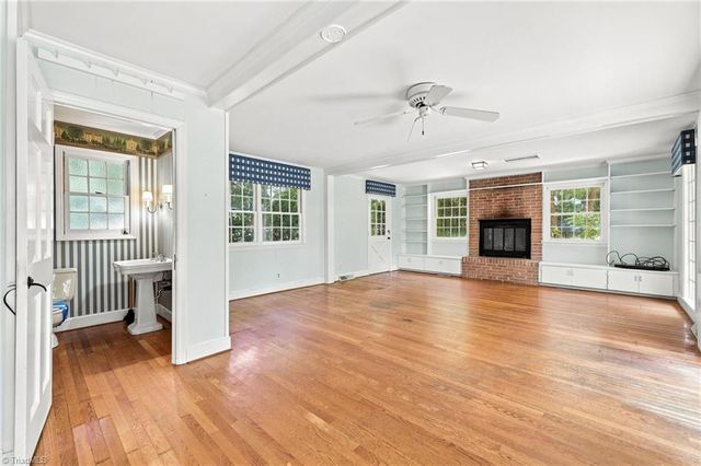 5510 Mecklenburg Road, Greensboro, NC 27407