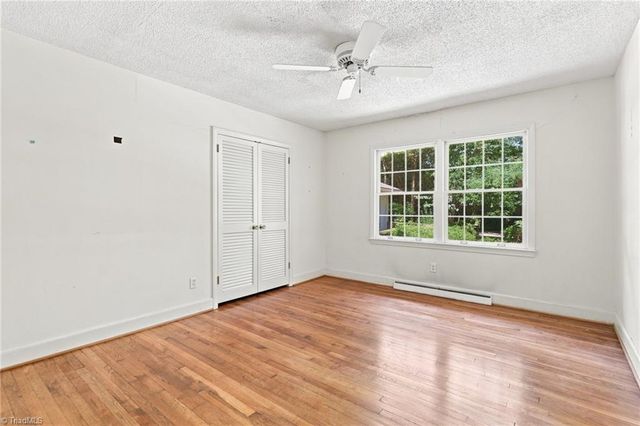 5510 Mecklenburg Road, Greensboro, NC 27407