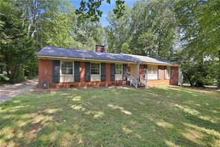 5510 Mecklenburg Road, Greensboro, NC 27407
