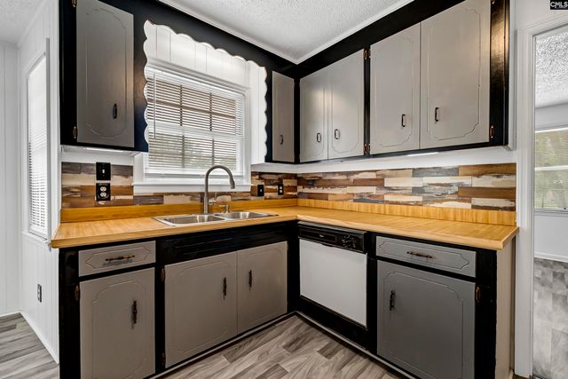 2756 American Avenue, West Columbia, SC 29170
