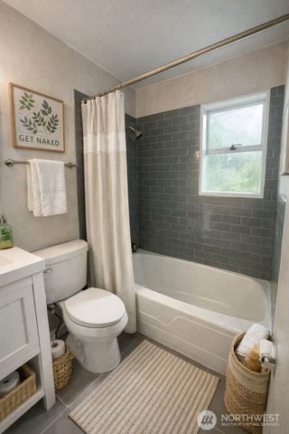 901 S Grant Avenue, Tacoma, WA 98405