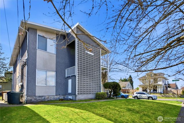 901 S Grant Avenue, Tacoma, WA 98405