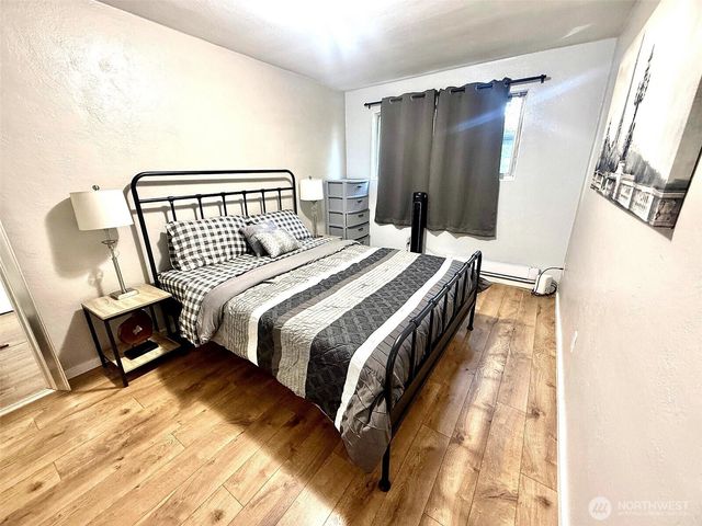 901 S Grant Avenue, Tacoma, WA 98405