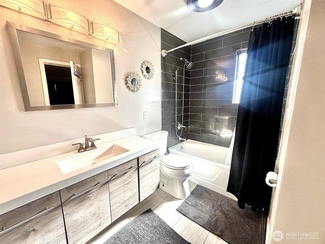 901 S Grant Avenue, Tacoma, WA 98405