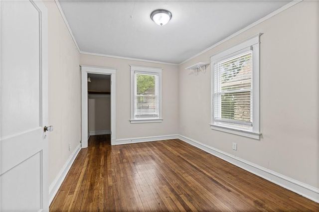 4317 Highland Avenue, Kansas City, MO 64110