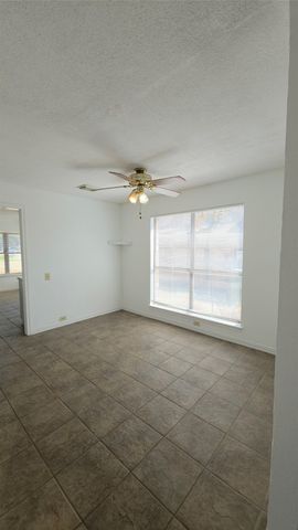 598 Briarcliff Drive, Garland, TX 75043