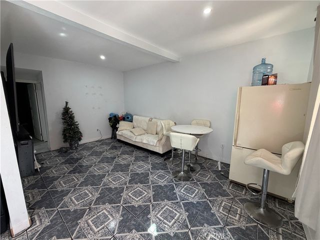 14906 S Lime Ave, Compton, CA 90221
