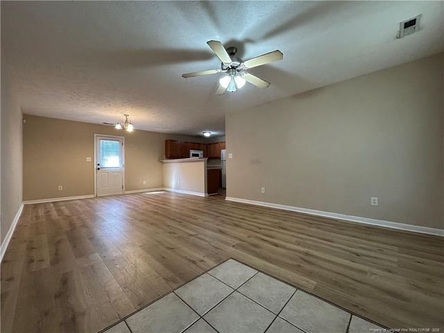 154 Glenn Brooke Lane, Raeford, NC 28376