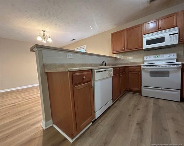 154 Glenn Brooke Lane, Raeford, NC 28376