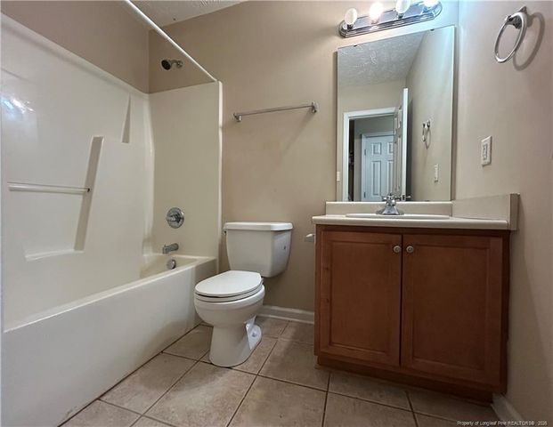 154 Glenn Brooke Lane, Raeford, NC 28376