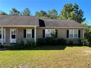 154 Glenn Brooke Lane, Raeford, NC 28376