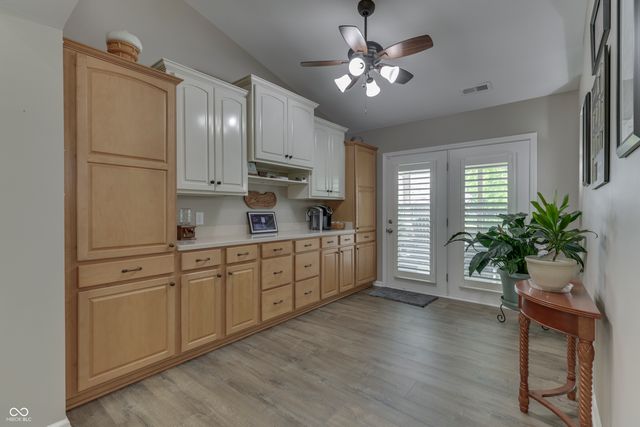 1391 Hamilton Drive, Greenwood, IN 46143