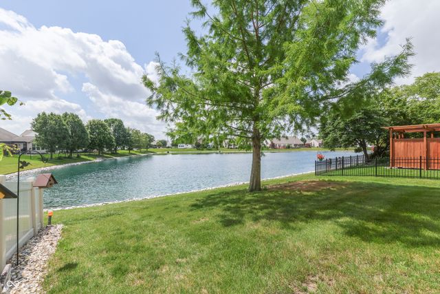 1391 Hamilton Drive, Greenwood, IN 46143