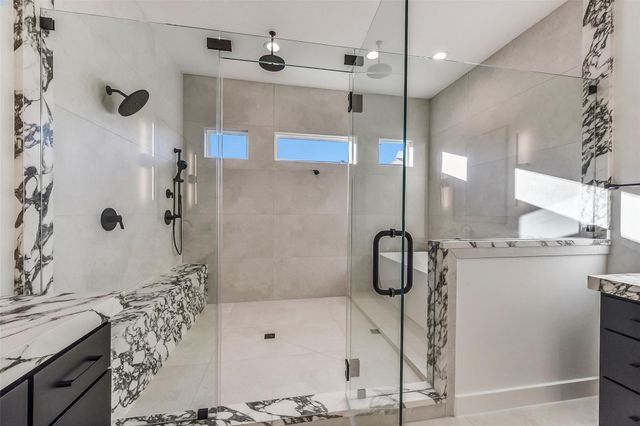 1902 Nantucket Drive, Houston, TX 77057