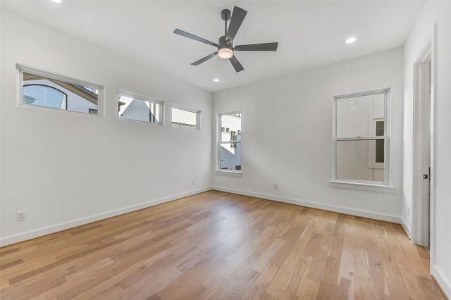 1902 Nantucket Drive, Houston, TX 77057