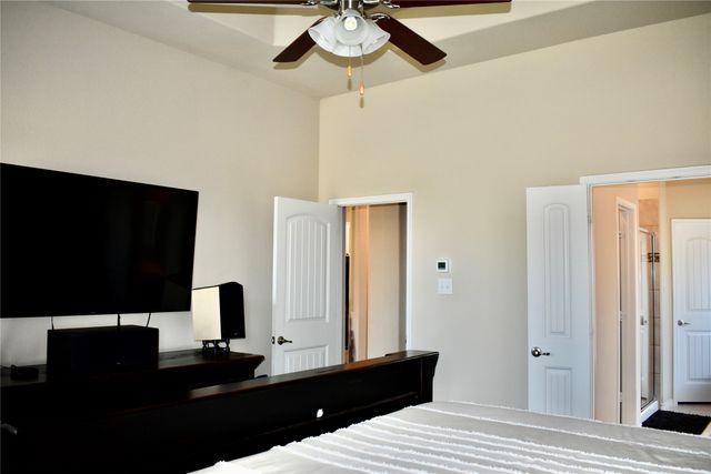 516 Millsap Drive, Van Alstyne, TX 75495