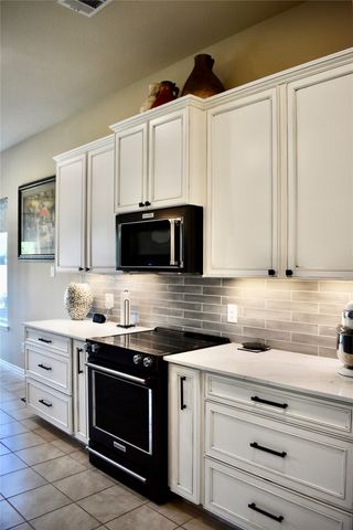 516 Millsap Drive, Van Alstyne, TX 75495