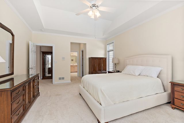 7 McCord Trace Lane, Palos Park, IL 60464