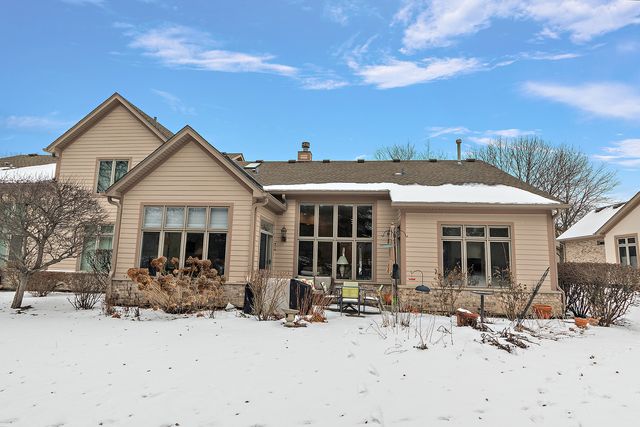 7 McCord Trace Lane, Palos Park, IL 60464