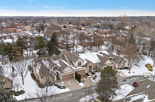 7 McCord Trace Lane, Palos Park, IL 60464