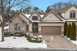 7 McCord Trace Lane, Palos Park, IL 60464