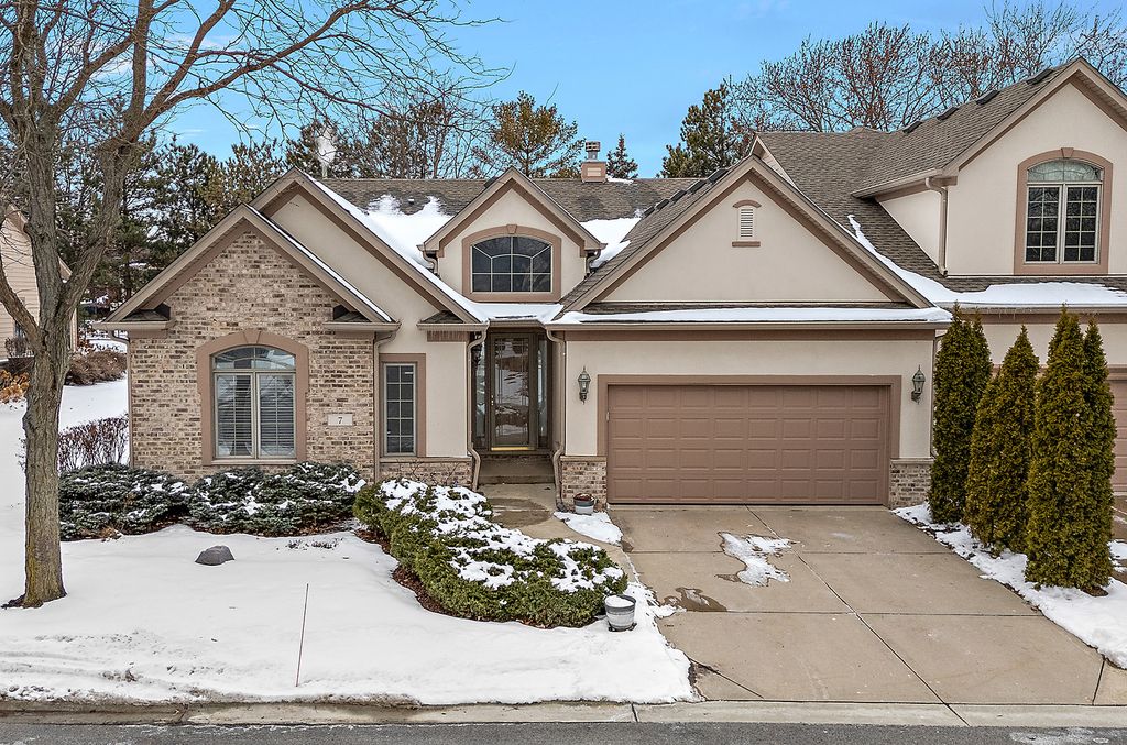 7 McCord Trace Lane, Palos Park, IL 60464