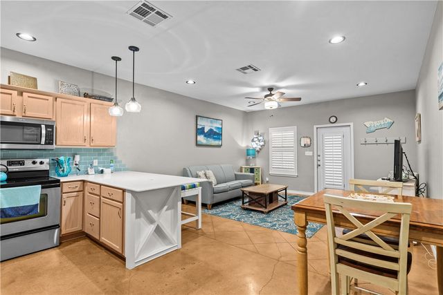 15209 S PADRE ISLAND Dr 803, Corpus Christi, TX 78418