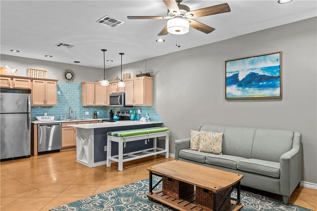 15209 S PADRE ISLAND Dr 803, Corpus Christi, TX 78418