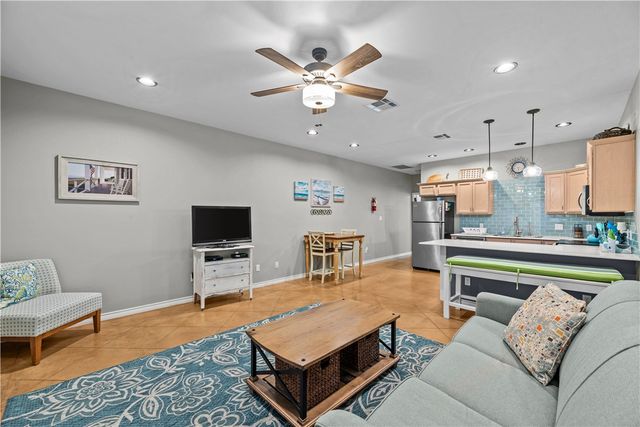 15209 S PADRE ISLAND Dr 803, Corpus Christi, TX 78418