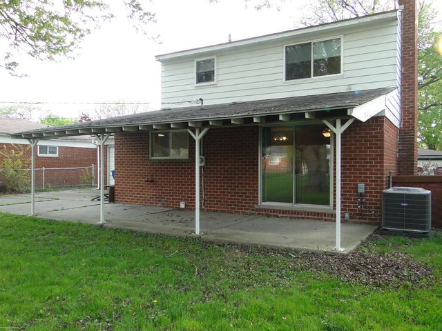 30416 Eiffel Avenue, Warren, MI 48088