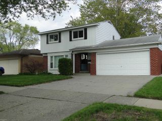 30416 Eiffel Avenue, Warren, MI 48088
