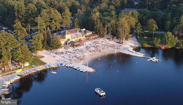 113 GROSS DR, Pocono Pines, PA 18350