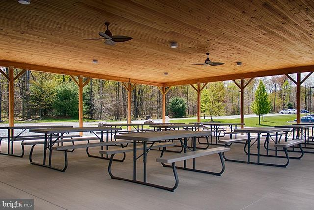 113 GROSS DR, Pocono Pines, PA 18350