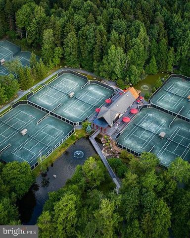 113 GROSS DR, Pocono Pines, PA 18350