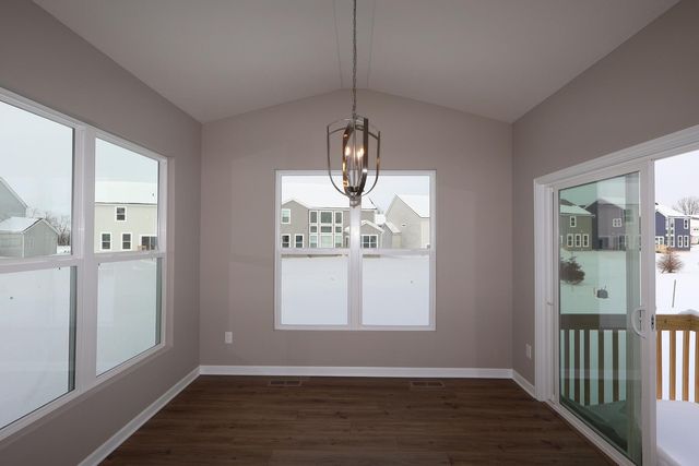 152 Sienna Glenn Drive, Lewis Center, OH 43035