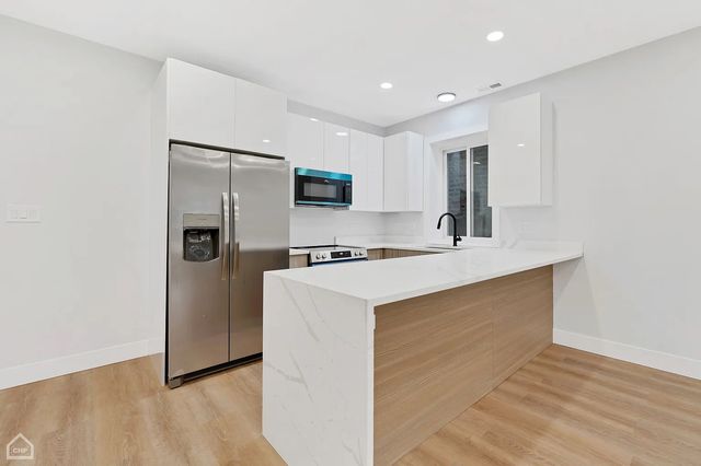 2626 W 21st Street 2, Chicago, IL 60608