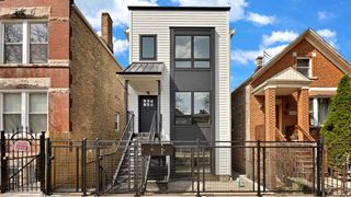 2626 W 21st Street 2, Chicago, IL 60608