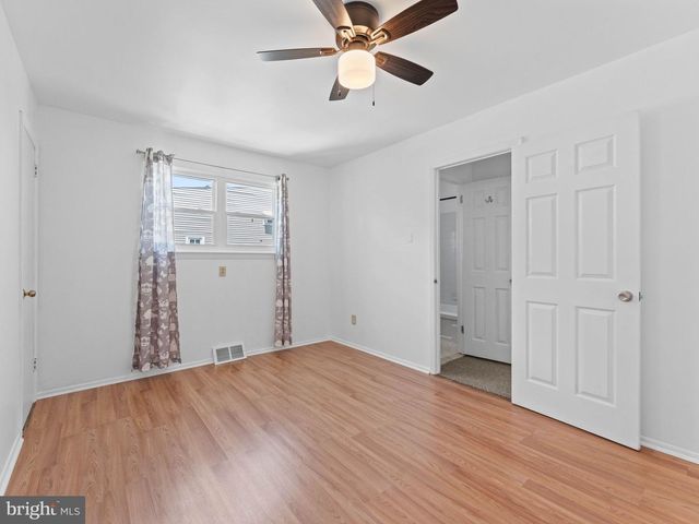1012 TOMLINSON, Philadelphia, PA 19116