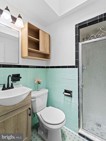 1012 TOMLINSON, Philadelphia, PA 19116