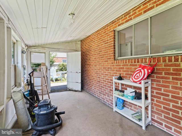 1012 TOMLINSON, Philadelphia, PA 19116