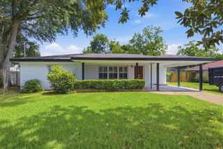 108 Morningside Drive, Lake Charles, LA 70605