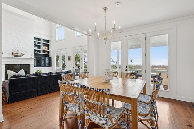 1130 Hammocks Way, Edisto Island, SC 29438