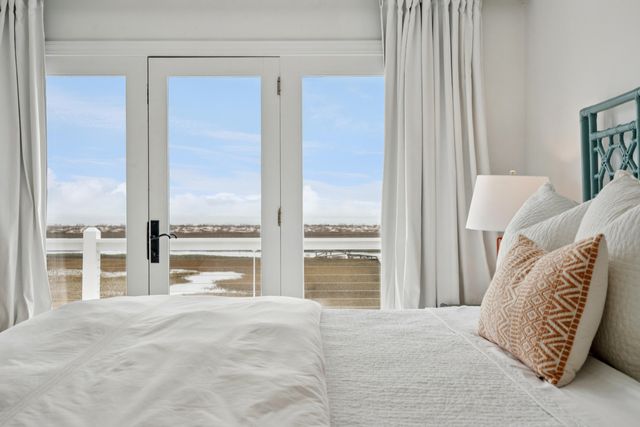 1130 Hammocks Way, Edisto Island, SC 29438