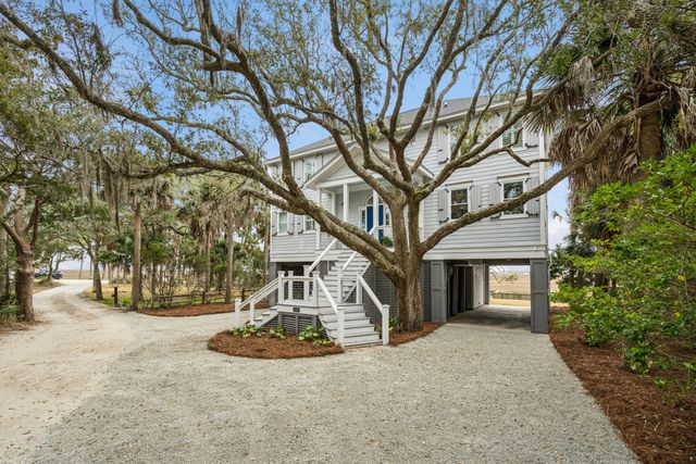 1130 Hammocks Way, Edisto Island, SC 29438