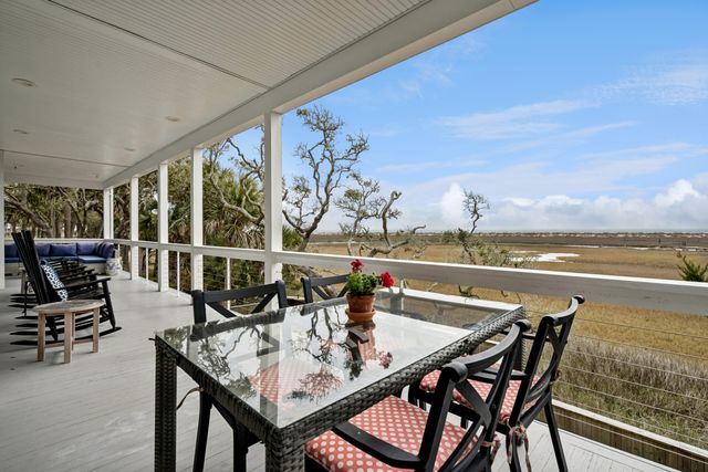 1130 Hammocks Way, Edisto Island, SC 29438