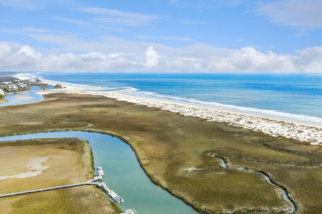 1130 Hammocks Way, Edisto Island, SC 29438