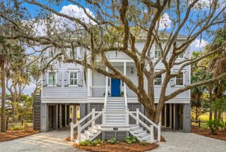1130 Hammocks Way, Edisto Island, SC 29438